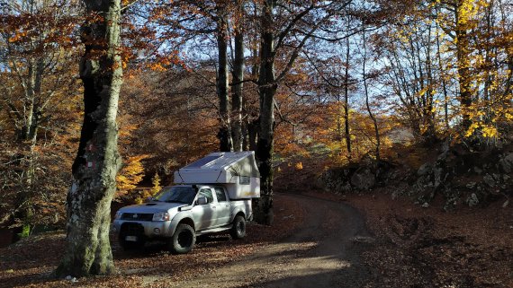 Quarantena in camper ai tempi del foliage sui Simbruini